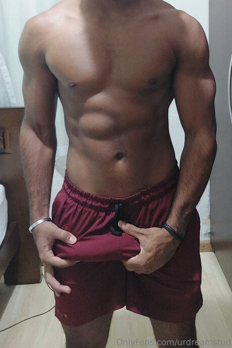 Urdreamstud erwachsene bild