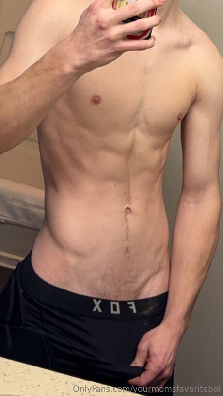 Yourmomsfavoriteboi schöne sex bild