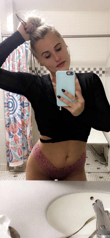 Everlee Lovely model beste galerie