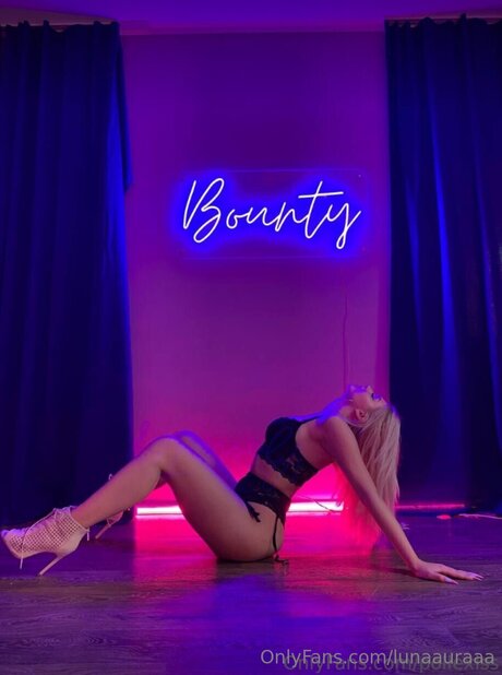 Lunaauraaa freie sexy archiv