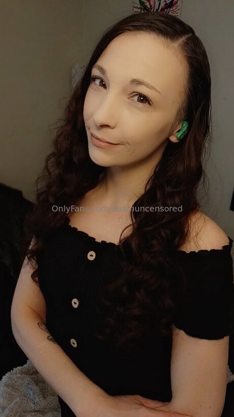 Dawnuncensored schöne top archiv