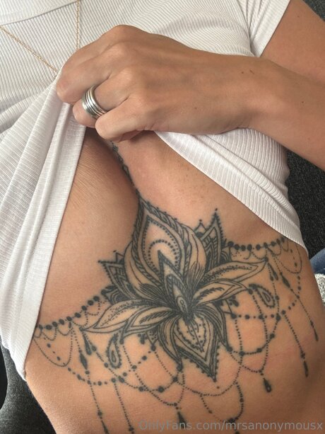 Mrsanonymousx xxx nacktheit bilder