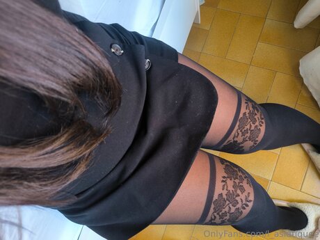 L Asiatiquee schöne xxx fotos