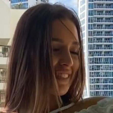 asiatische shemale onlyfans erotische nackten bilder