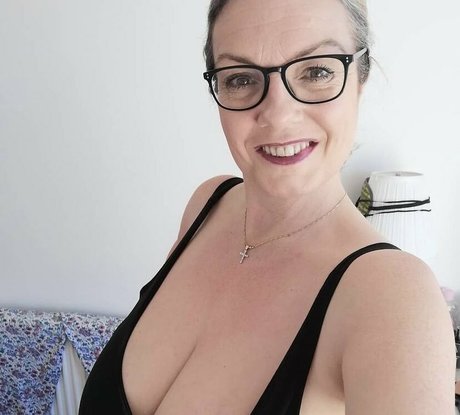 amateur-latina-onlyfans nackt kunst galerie