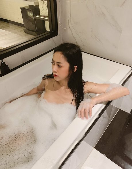 PrettyLiu freie nackte bild