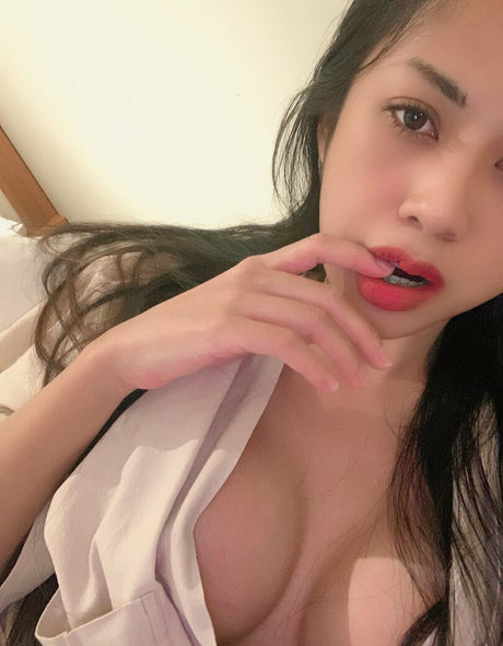 PrettyLiu porno nackt bilder