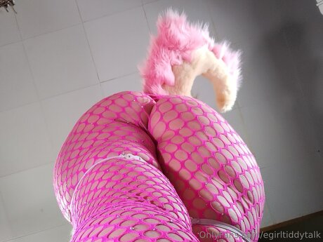 Egirltiddytalk freie erwachsene bild