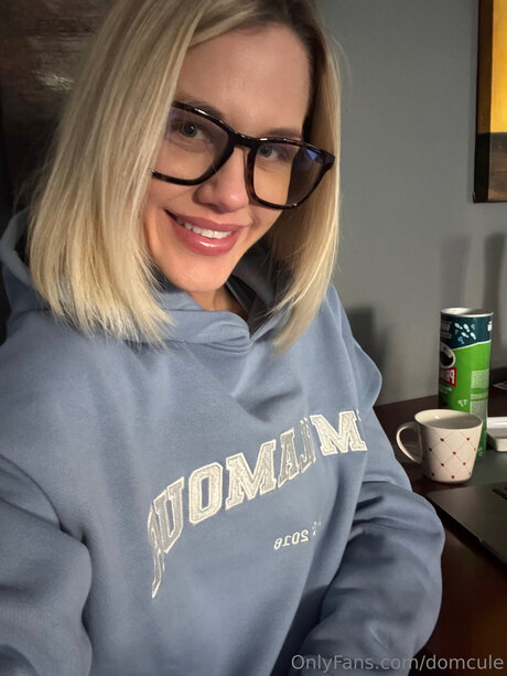 Domcule erotische nackte galerien