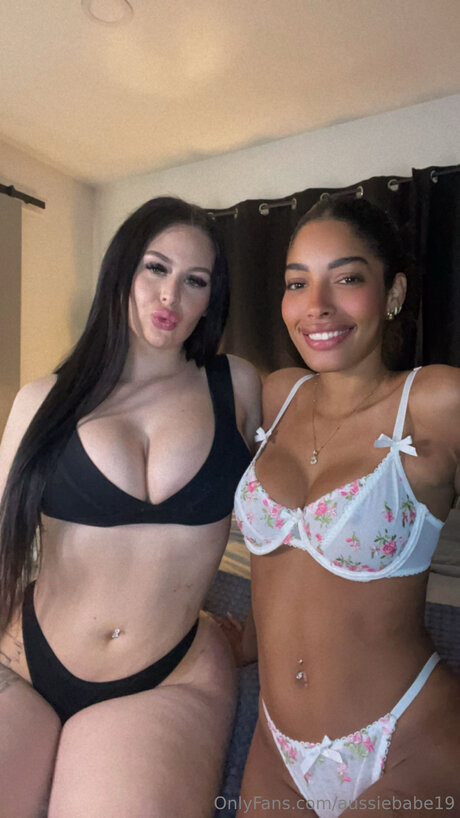 Aussiebabe19 pornostar freie bild