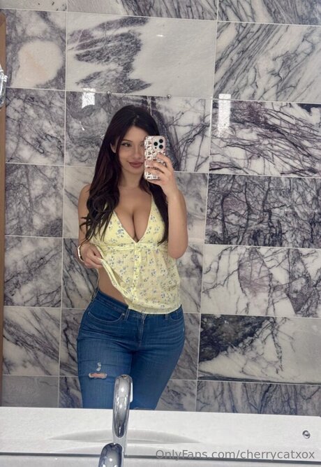 Cherrycatxox schöne perfekte bild