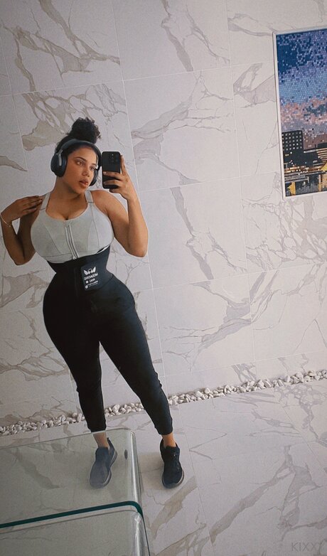 Thekixxy hd erotische fotos