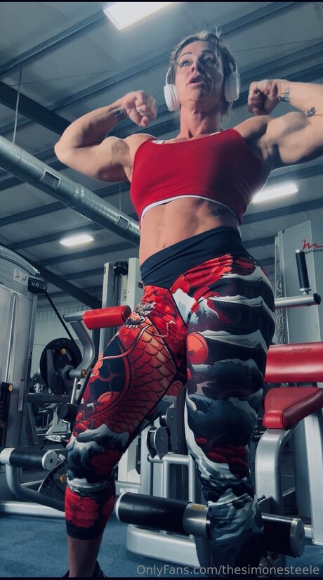 Thesimonesteele schöne perfekte bild