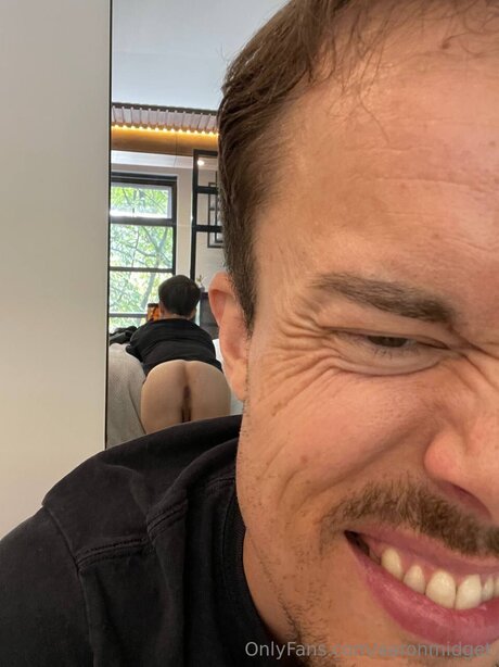 Aaronmidget kostenlose porno galerien