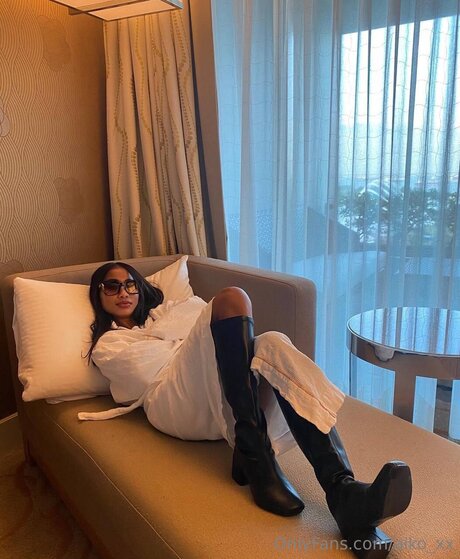 Aiko Xx pornostar nacktheit bilder