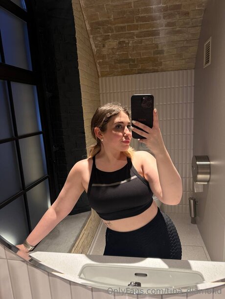 Tina Diamond hd erwachsene galerie