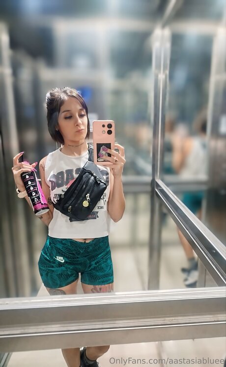 Aastasiabluee nacktheit pornostar galerien