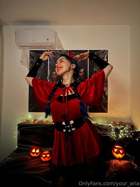 Your Aria nackt kunst galerien