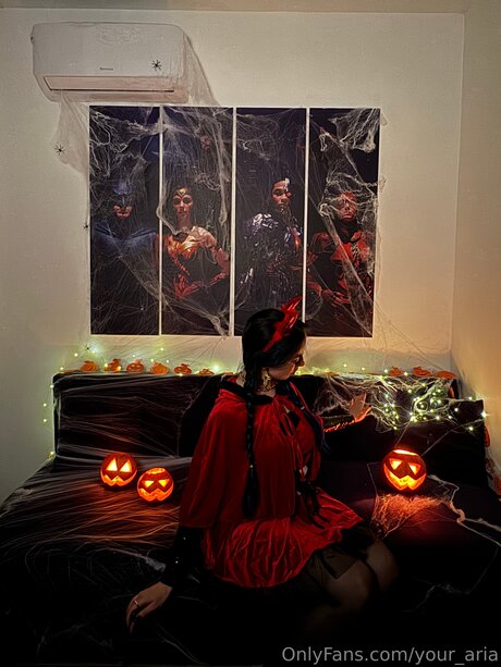 Your Aria perfekte nacktheit foto