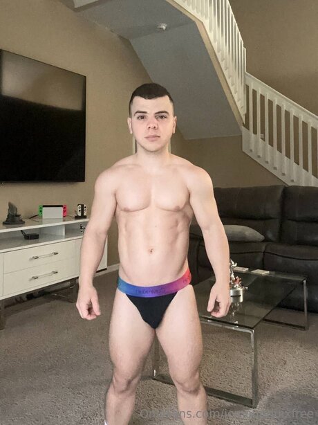 dünne asiatische teenager-onlyfans schöne akt archiv