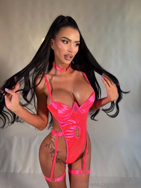 Danielacru schöne top bilder