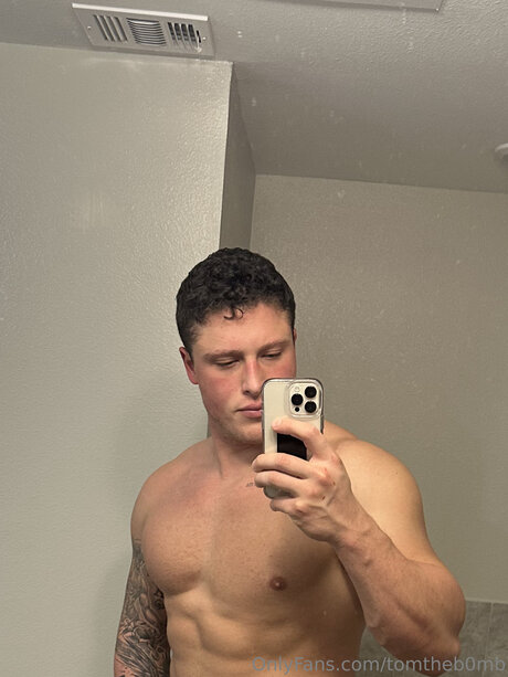 Tomtheb0mb top freie bilder