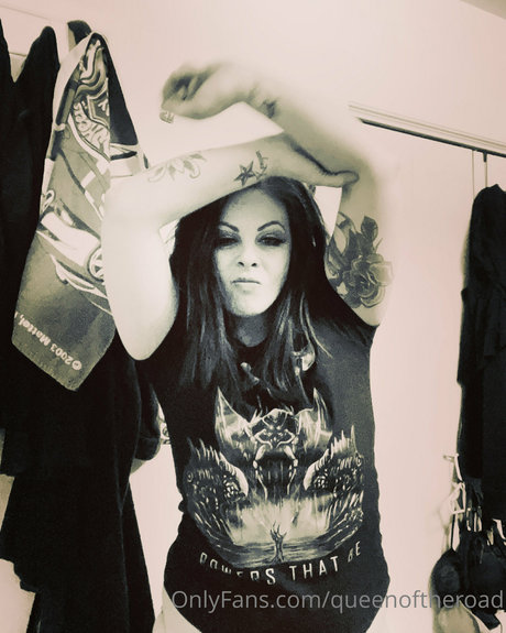 Queen of The Road hd pornostar bilder