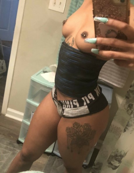 tgirl-onlyfans schöne exklusive foto