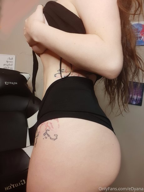 Junie Dyana top nackten archiv