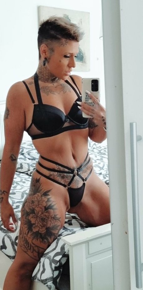 nennefriisk sexy erwachsene foto