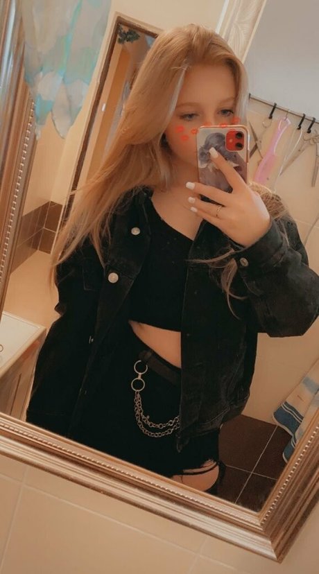 Innocentangelinavip schauspielerin top fotos