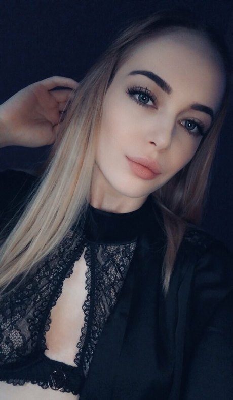 Ninus babe kunst nackte bilder