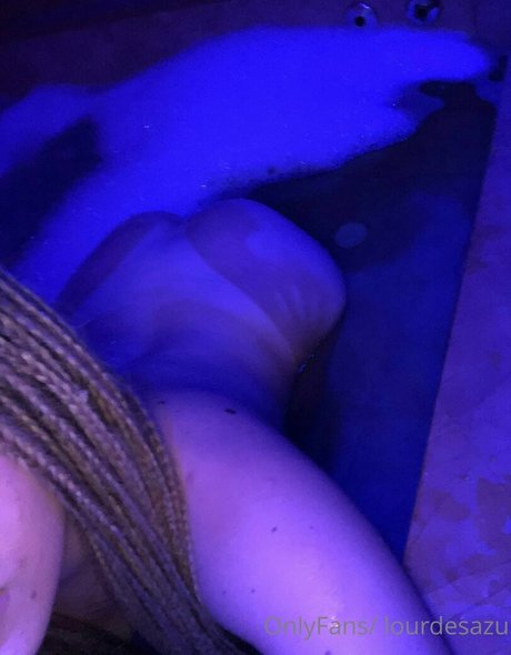 schlampe teen onlyfans nackt freie bild