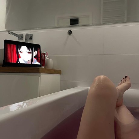 Nyakich top sexy foto