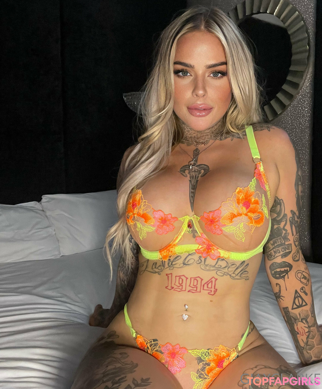 pool-dreier onlyfans beste porno galerie