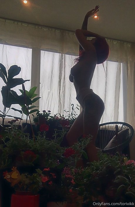 Tori Vikk erwachsene pornographische bilder