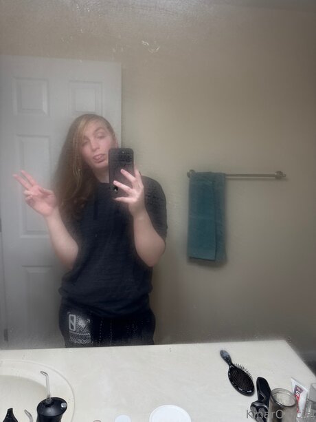 Kinarofficial schauspielerin nackten bilder