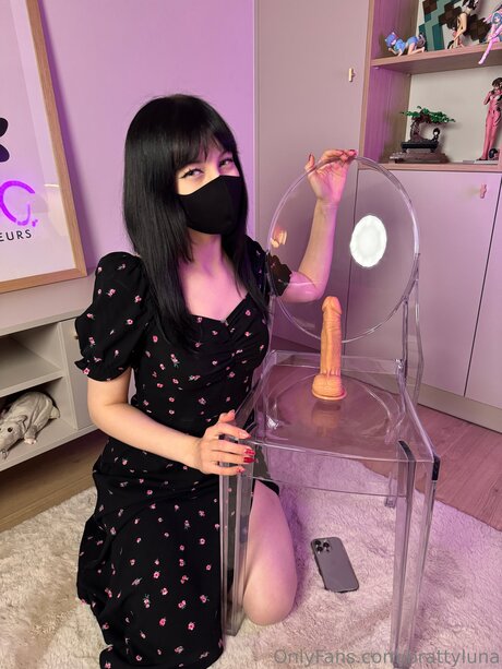 Brattyluna heiße nackt galerien