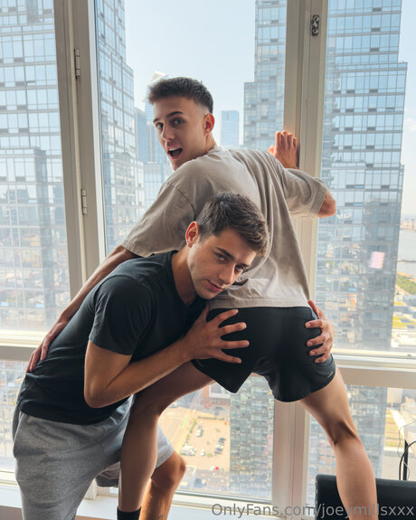 blondine masturbiert nur fans erotische schöne bilder