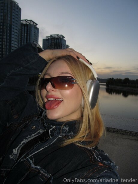 Ariadne Tender xxx perfekte bild