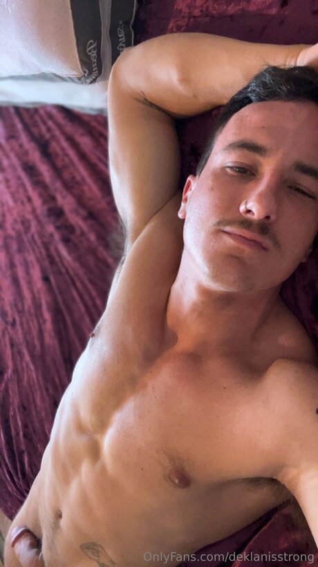 Deklanisstrong schauspielerin erotische archiv