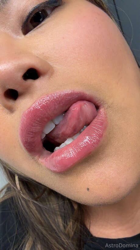 Astrodomina sexy porno bilder