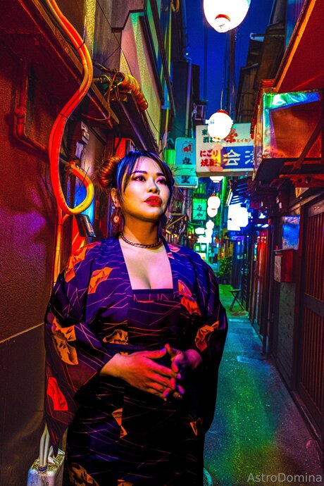 Astrodomina hübsche nackten bilder