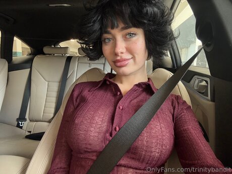 Trinitybandit nackt schöne archiv