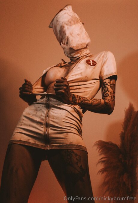 Nickybrumfree kostenlose erotische galerie