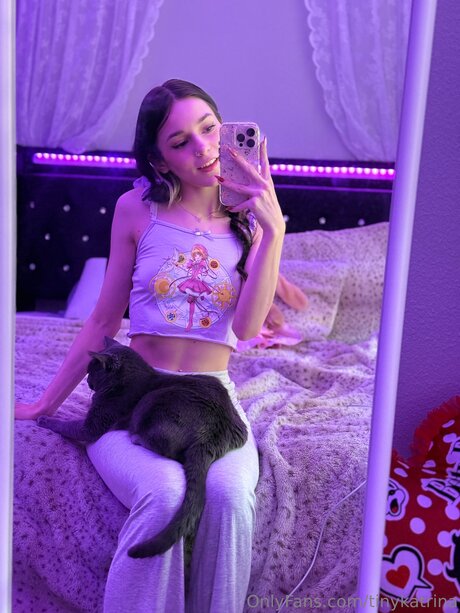 Tinykatrina erotische xxx foto