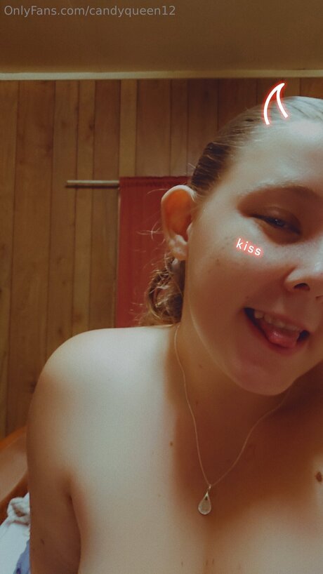 Candyqueen12 pornostar freie bilder