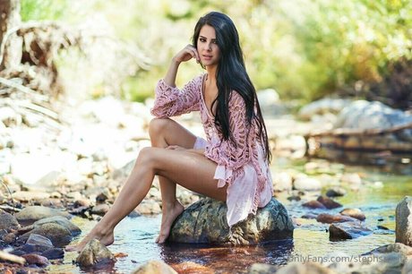 Stephanie Smeltz sexy kunst bilder