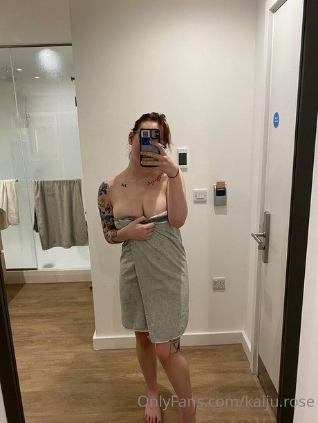 Kaiju rose porno schöne galerien