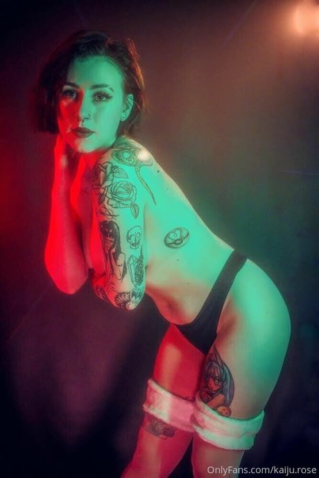 Kaiju rose porno schöne galerie